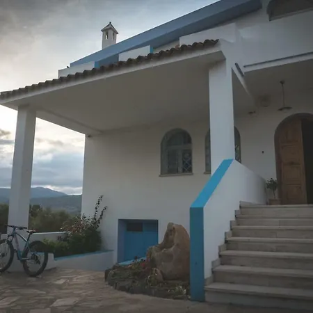 Alloggio per agriturismo De Serra Onifai