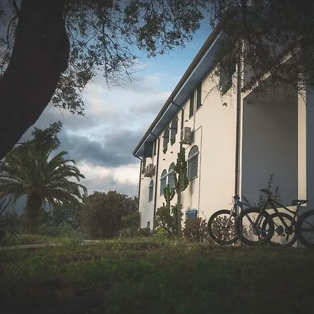 De Serra Alloggio per agriturismo Onifai